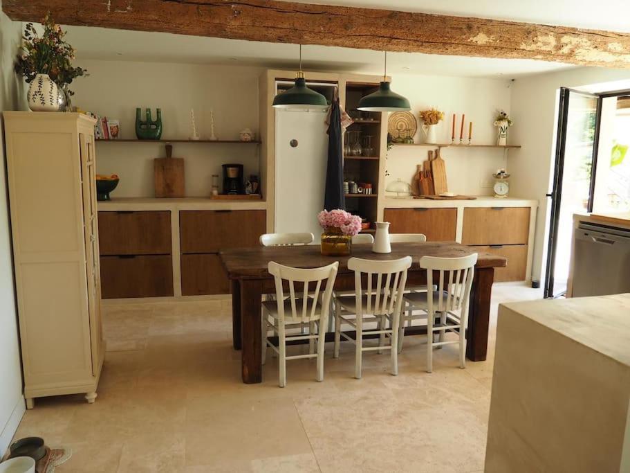 Charmante Grange Aux Monts D'Or Collonges-au-Mont-d'Or Екстер'єр фото